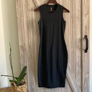 LIKE NEW Lucy black midi shift dress.